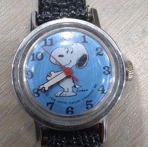 1976 Timex snoopy watch 80s hipster that cool kid